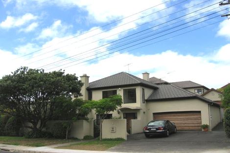 Photo of property in 2/8 Omana Road, Milford, Auckland, 0620