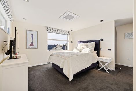 Photo of property in 153a Centaurus Road, Saint Martins, Christchurch, 8022