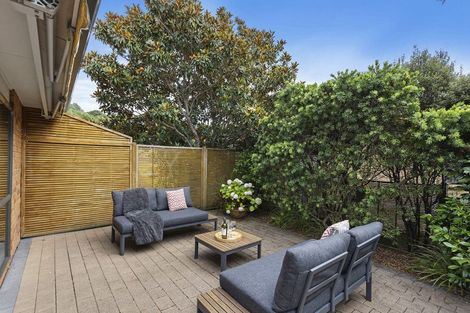 Photo of property in 59 Grovenor Drive, Orewa, 0931