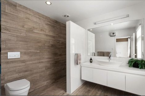 Photo of property in 40 Garden Road, Merivale, Christchurch, 8014