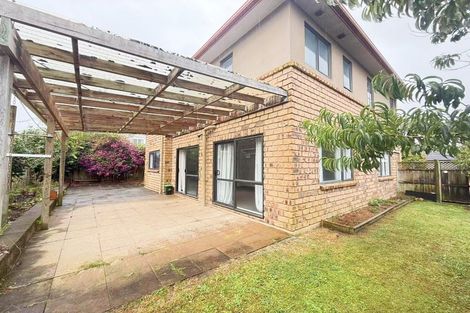 Photo of property in 26 Coachman Drive, Flat Bush, Auckland, 2016