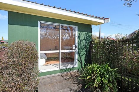 Photo of property in 8 Awamoa Road, Holmes Hill, Oamaru, 9401