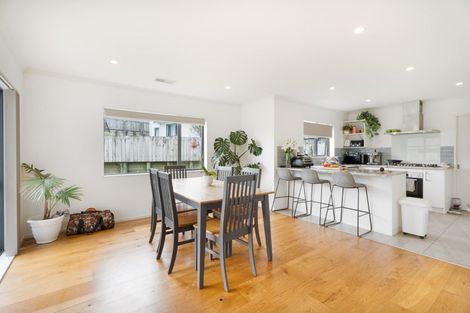 Photo of property in 77 Grenada Drive, Grenada Village, Wellington, 6037