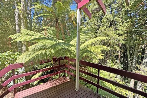 Photo of property in 11 Fitzpatrick Place, Chatswood, Auckland, 0626