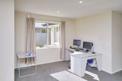 Photo of property in 25 Peak Crescent, Kaiapoi, 7630