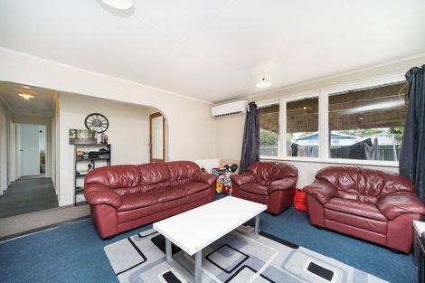 Photo of property in 14 Otaki Place, Westbrook, Palmerston North, 4412