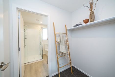 Photo of property in 9 Macrocarpa Lane, Carterton, 5713