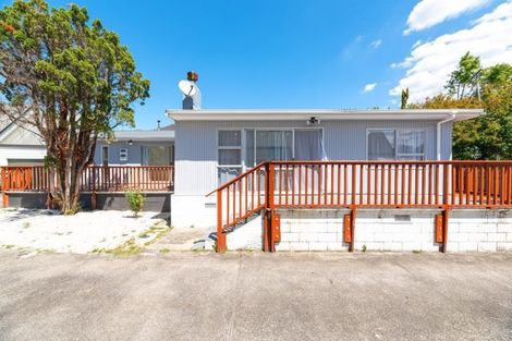 Photo of property in 1/29 Humphrey Kemp Avenue, Henderson, Auckland, 0612