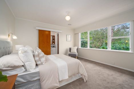 Photo of property in 11 Angell Street, Johnsonville, Wellington, 6037