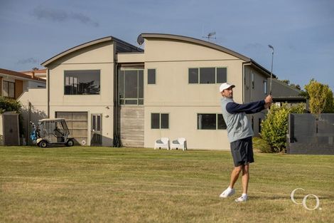 Photo of property in 208b Oceanbeach Road, Mount Maunganui, 3116