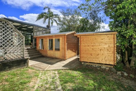 Photo of property in 4 Sevilla Place, Unsworth Heights, Auckland, 0632