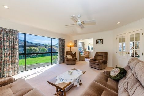 Photo of property in 76 Parata Street, Waikanae, 5036