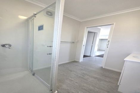 Photo of property in 21 Tranent Road, Mangere, Auckland, 2022