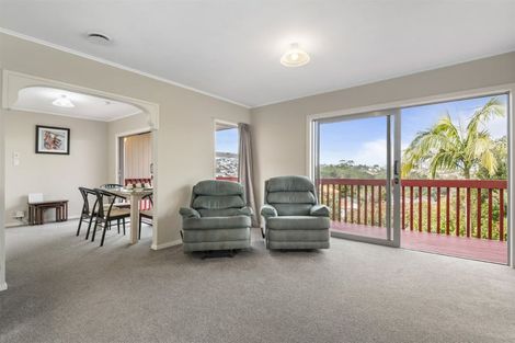 Photo of property in 301 Sunset Road, Sunnynook, Auckland, 0632