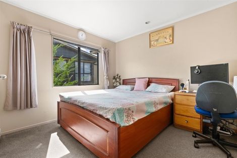 Photo of property in 74 Malaspina Place, Papatoetoe, Auckland, 2025