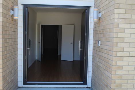 Photo of property in 11 Carrickdawson Drive, Flat Bush, Auckland, 2019