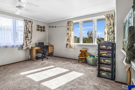 Photo of property in 55 Titoki Street, Castlecliff, Whanganui, 4501