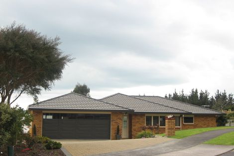 Photo of property in 25 Ashmore Drive, Frankleigh Park, New Plymouth, 4310