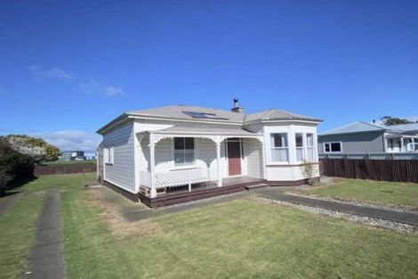 Photo of property in 15 Cole Street, Dannevirke, 4930