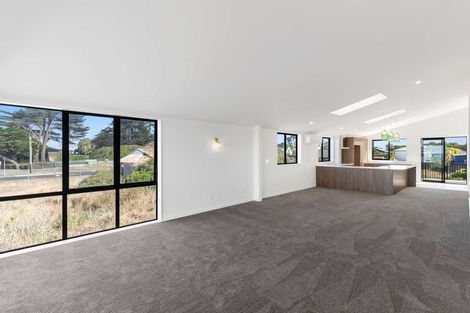 Photo of property in 85b Marine Parade, North New Brighton, Christchurch, 8083