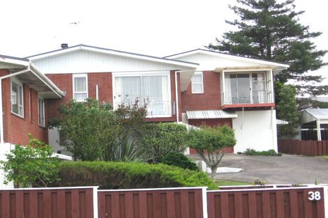 Photo of property in 1/38 Te Atatu Road, Te Atatu South, Auckland, 0610
