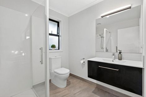 Photo of property in 14 Webber Street, Cambridge, 3434