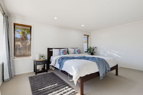 Photo of property in 15 Stonebridge Park Drive, Holdens Bay, Rotorua, 3010