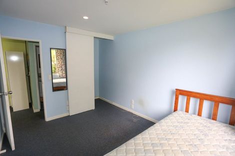 Photo of property in 124 Memorial Avenue, Burnside, Christchurch, 8053