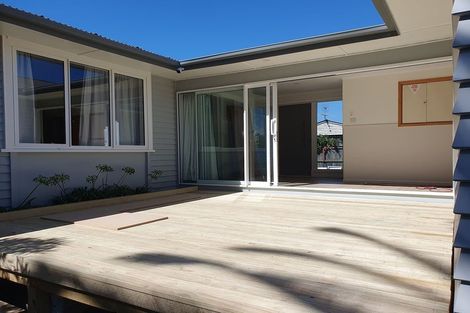 Photo of property in 32a Golf Links Road, Shirley, Christchurch, 8061