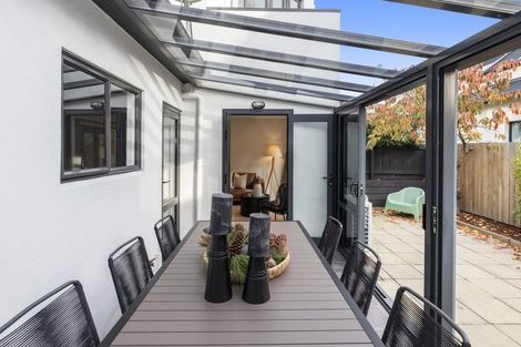 Photo of property in 2/15 Ayr Street, Riccarton, Christchurch, 8011