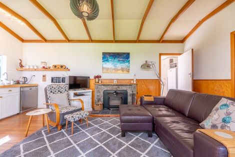 Photo of property in 83 Cosy Dell Road, Herbert, 9495