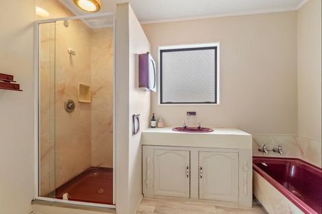 Photo of property in 3 Nikau Street, Levin, 5510