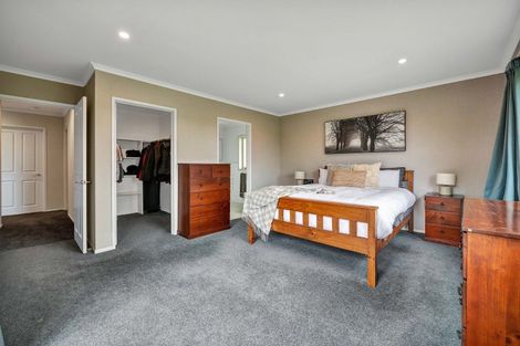 Photo of property in 550 Mountain Road, Lepperton, New Plymouth, 4373