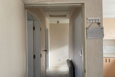 Photo of property in 16a Mako Mako Road, Levin, 5510