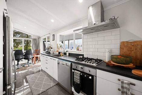 Photo of property in 28 Filmer Place, Melville, Hamilton, 3206