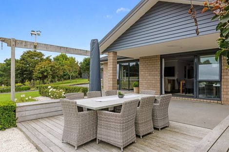Photo of property in 7 Pebble Brook Road, Waitoki, Silverdale, 0994