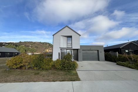 Photo of property in 18 Glen Dene Crescent, Wanaka, 9305