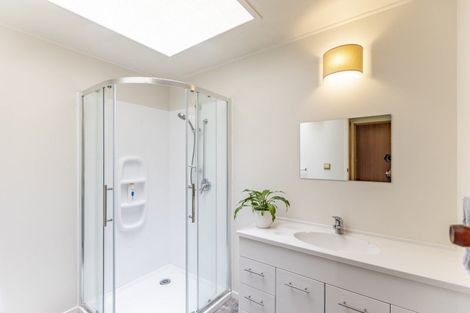 Photo of property in 14a Ruataniwha Street, Waipawa, 4210