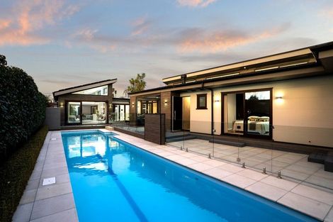 Photo of property in 7 Ngahere Street, Fendalton, Christchurch, 8041