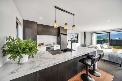 Photo of property in 102 Tukare Loop, Te Anau, 9600