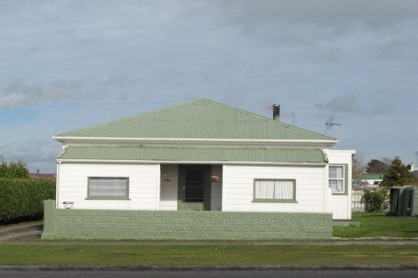 Photo of property in 13 Seyton Street, Stratford, 4332