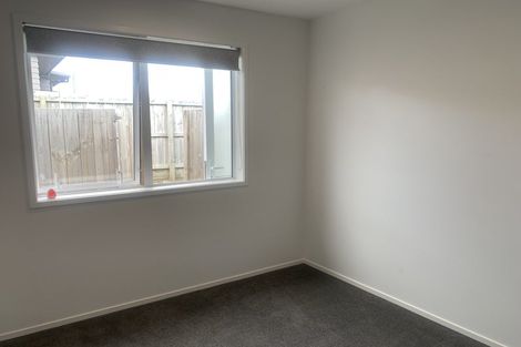 Photo of property in 3 Mutetai Road, Clarks Beach, 2122
