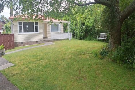 Photo of property in 5 Birch Grove, Pinehaven, Upper Hutt, 5019