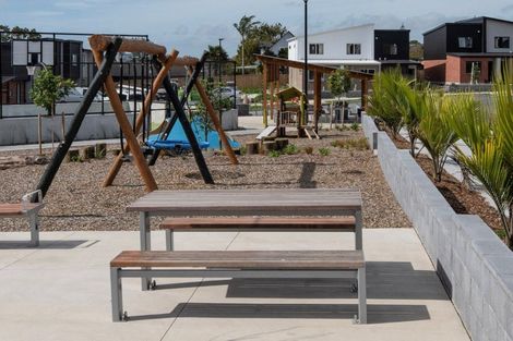 Photo of property in 13 Selo Street, Glen Eden, Auckland, 0602