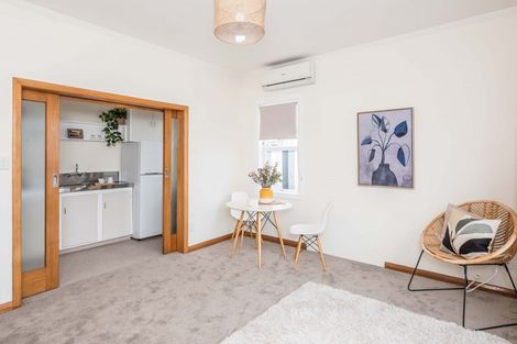 Photo of property in 23 Resolution Street, Lyall Bay, Wellington, 6022