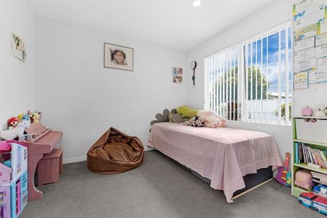 Photo of property in 13 Hollowout Street, Takanini, 2112