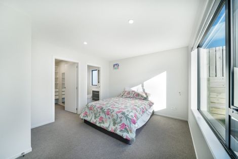 Photo of property in 15 Lemonwood Way, Woodridge, Wellington, 6037