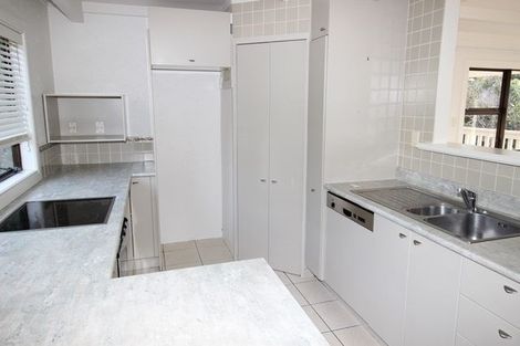 Photo of property in 11 Noel Avenue, Orewa, 0931