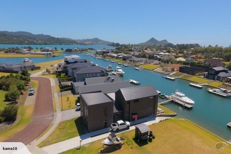 Photo of property in 118 Motu Iti, Pauanui, Hikuai, 3579