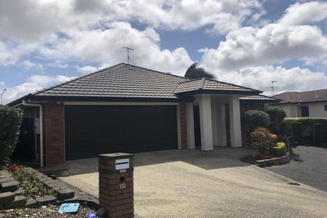 Photo of property in 17 Spoonbill Place, Unsworth Heights, Auckland, 0632